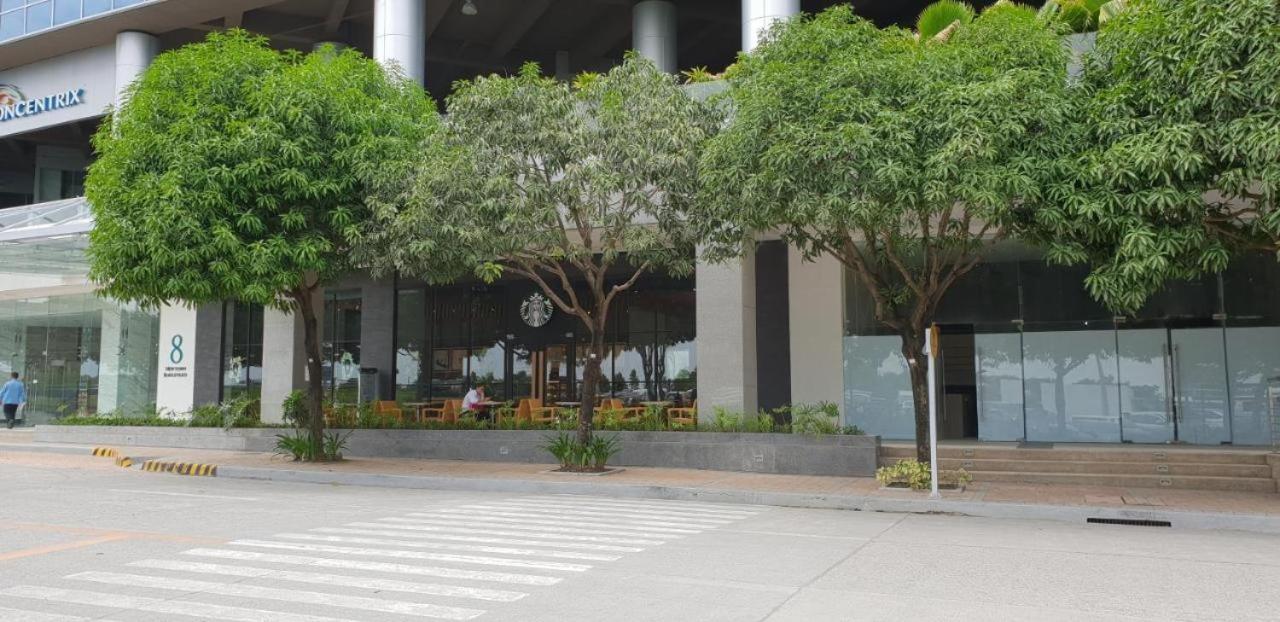 Mactan Newtown Condo With Pool Access Lapu-Lapu City Zewnętrze zdjęcie