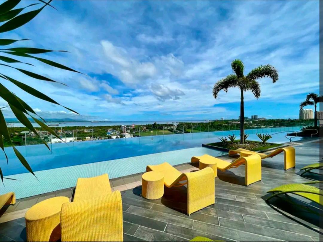 Mactan Newtown Condo With Pool Access Lapu-Lapu City Zewnętrze zdjęcie