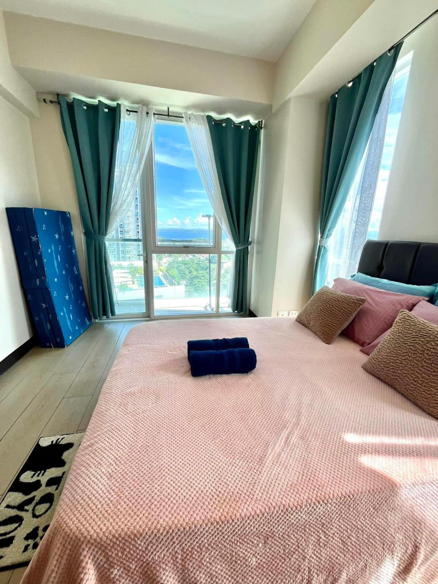 Mactan Newtown Condo With Pool Access Lapu-Lapu City Zewnętrze zdjęcie