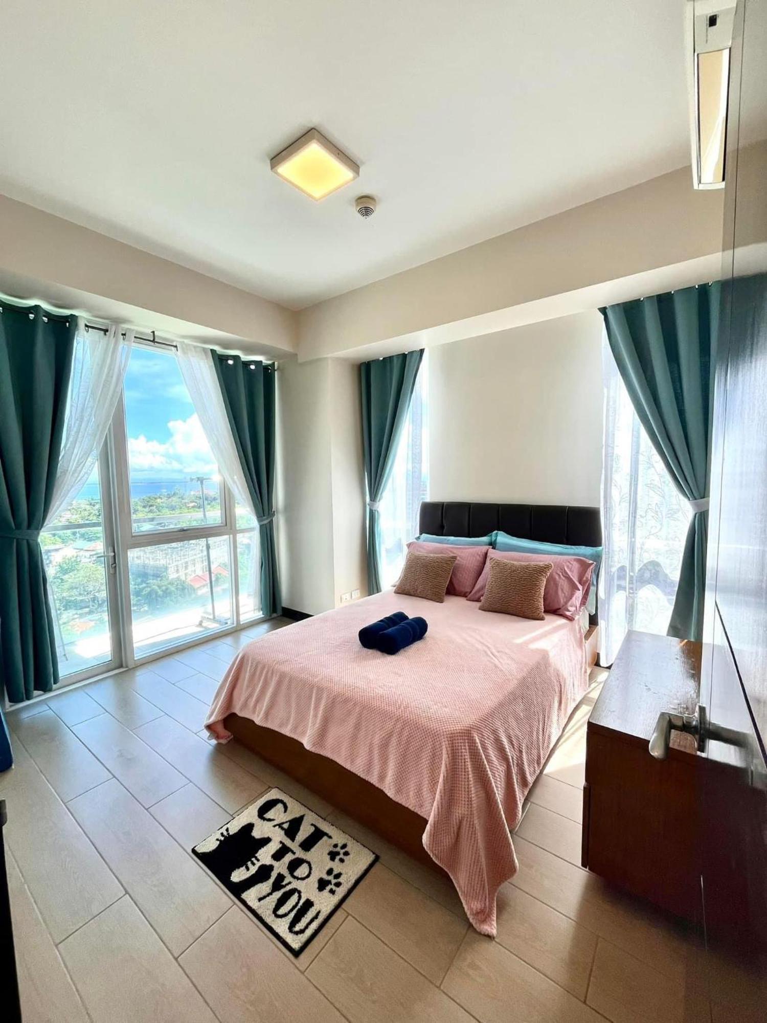 Mactan Newtown Condo With Pool Access Lapu-Lapu City Zewnętrze zdjęcie