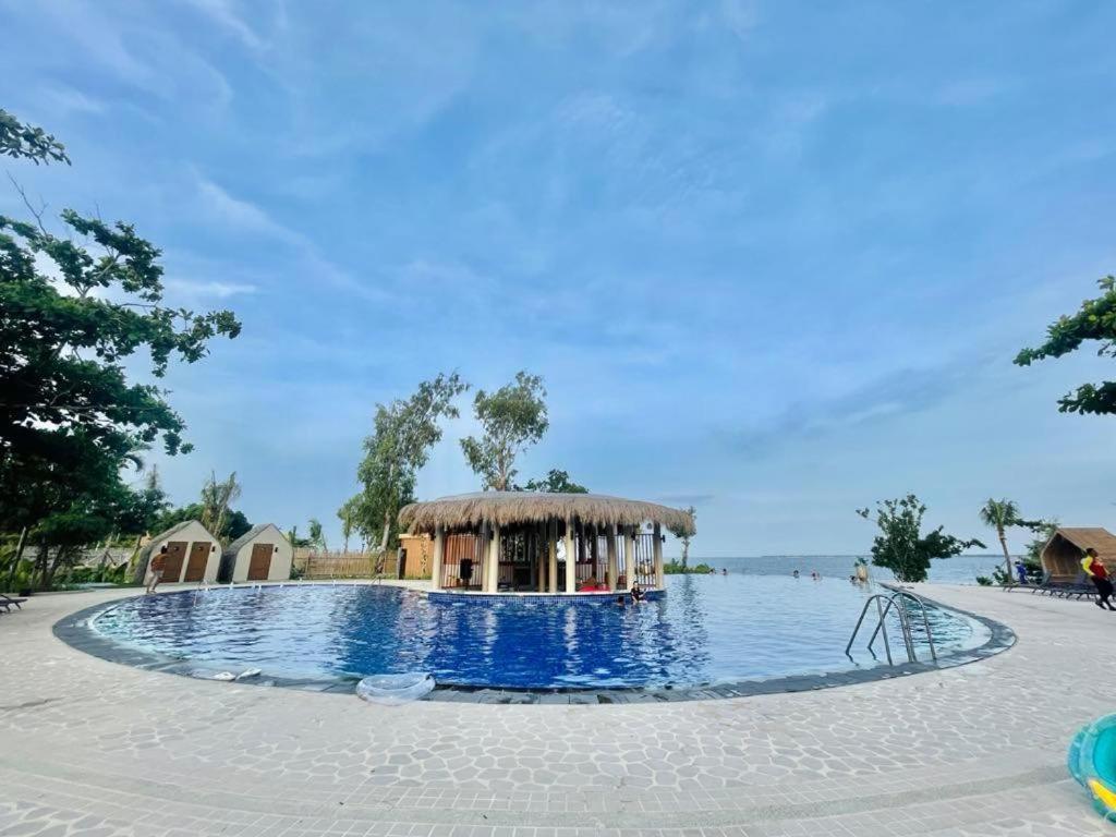 Mactan Newtown Condo With Pool Access Lapu-Lapu City Zewnętrze zdjęcie